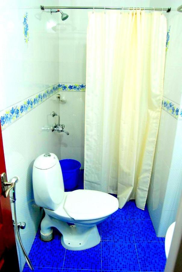 Hotel Jj Inn Kochi Exteriör bild