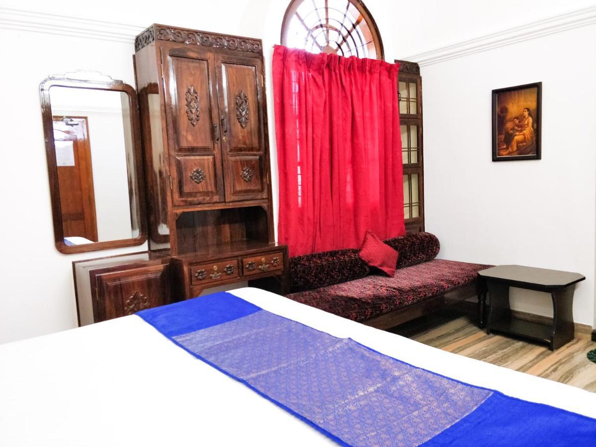 Hotel Jj Inn Kochi Exteriör bild