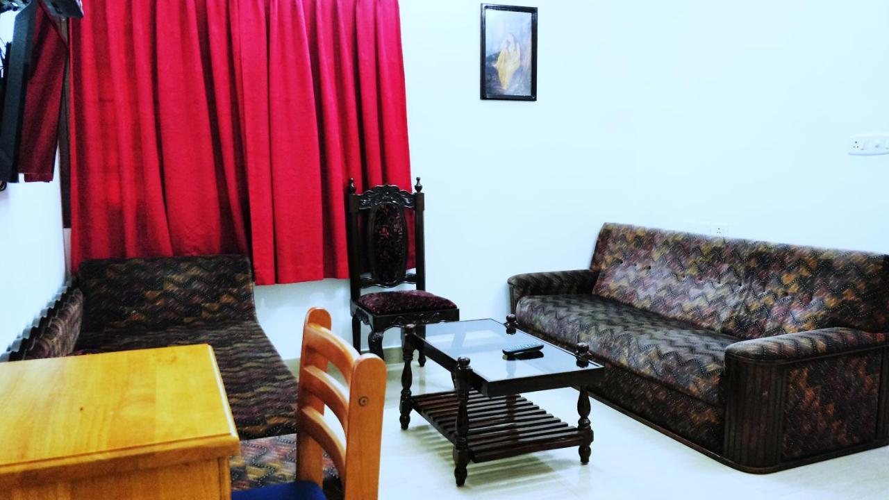 Hotel Jj Inn Kochi Exteriör bild