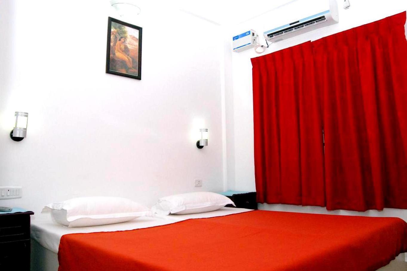 Hotel Jj Inn Kochi Exteriör bild