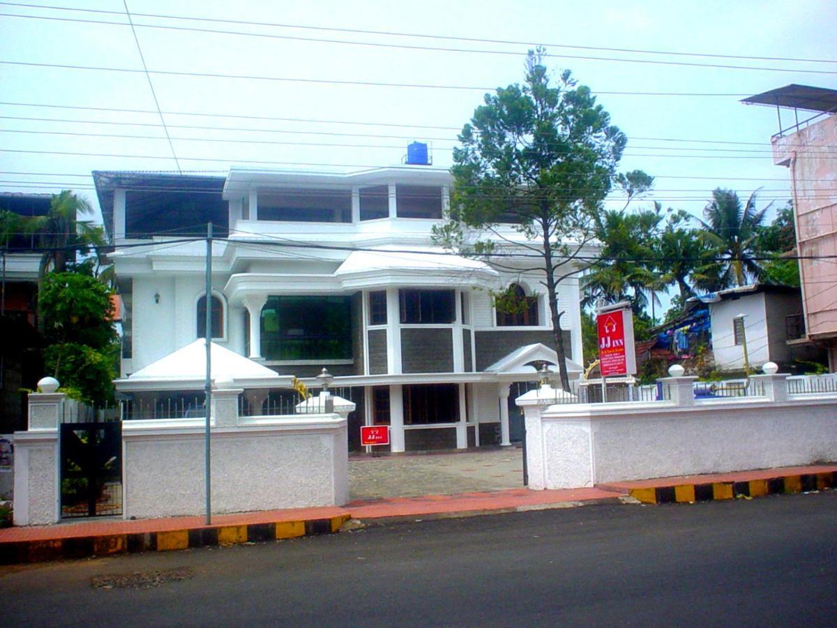 Hotel Jj Inn Kochi Exteriör bild